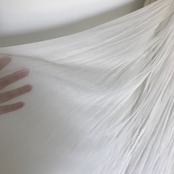 More photos of Needle & Thread gown - Picture 2 of 8